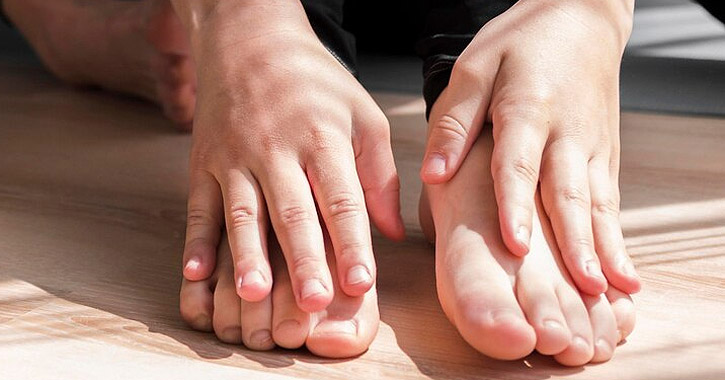 Cukorbetegség: veszélyesek a lábfejen levő sebek
