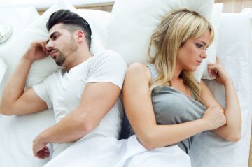Az ajakherpesz átfertőzhető-e a nemi szervekre?