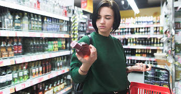 Mi a drunkorexia, és milyen kockázatokkal jár?