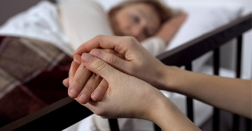 A közeledő halál előjelei - A palliatív orvost és a szakápolót kérdeztük
