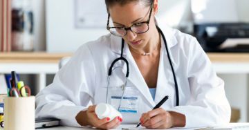 Kell-e tartani a hormonális fogamzásgátlástól?