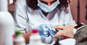 Psoriasis a körmön