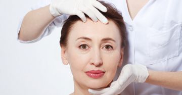 Májfolt: miért alakul ki, hogyan tüntethető el?