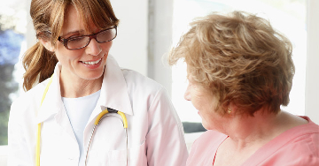 Hogyan segíthetik a betegek az egészségügyi dolgozók munkáját?