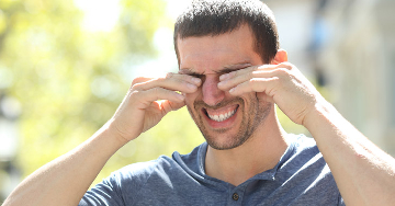 Szemviszketés - Milyen betegség tünete lehet?