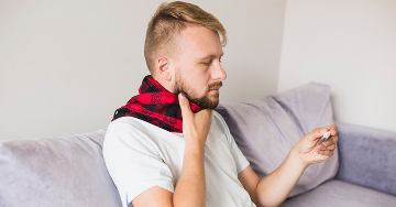 A tüszős mandulagyulladás (tonsillitis follicularis) tünetei és kezelése