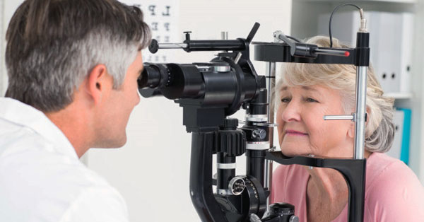 Szemészet - Czeizel Intézet - Csökkent látás ismétlődő szürkehályog műtét után