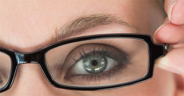 Hogy a gyulladás hogyan befolyásolja a látást. Vörös vagy véres szem