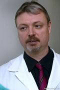 Dr. Nemes Balázs portré