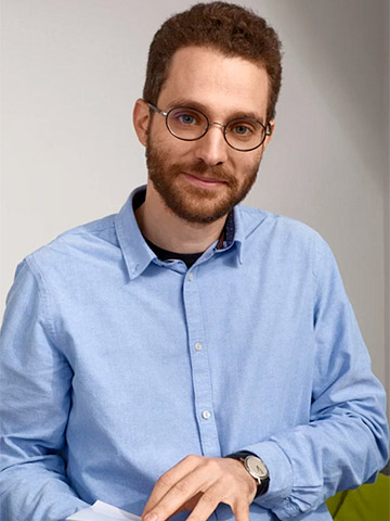 Dr. Spányi András