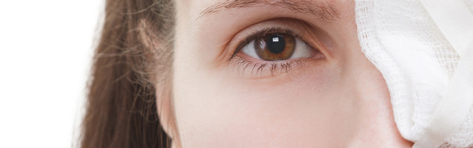 a szem különböző látásélessége okozza