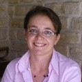Dr. Horvát-Militityi Tünde (PhD)<br>tanácsadó szakpszichológus<br>- www.ahely.eu